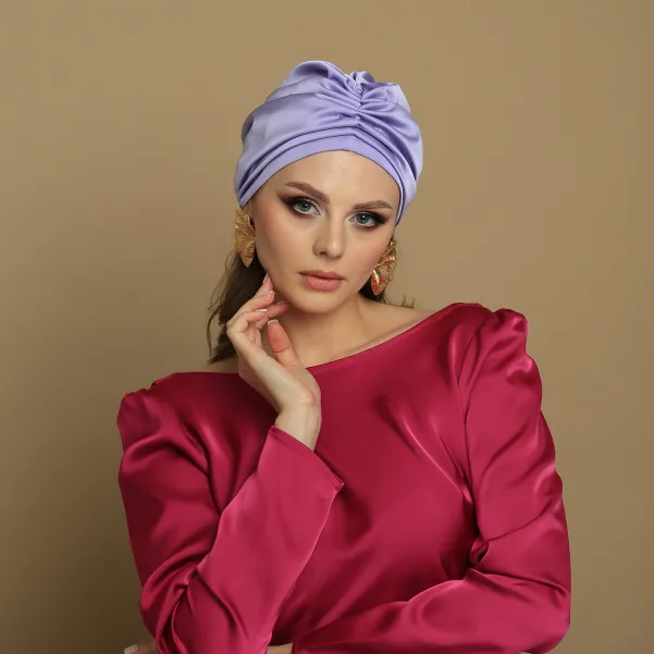 Satynowy elegancki turban kobiecy lila.