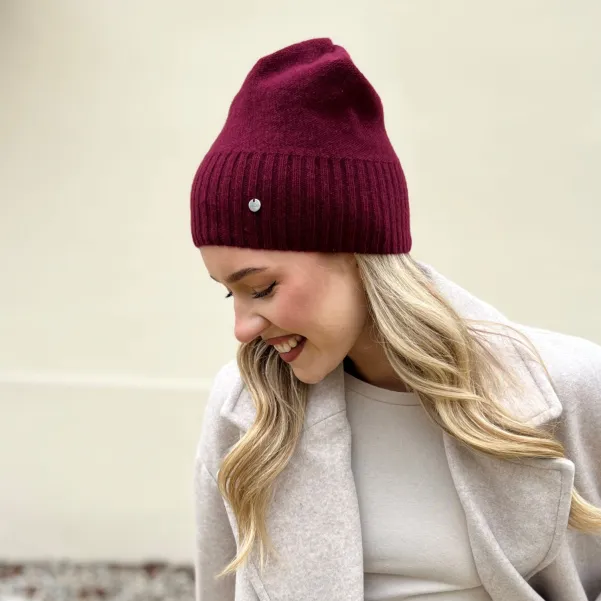 Cienka czapka wełniano-kaszmirowa bordowa