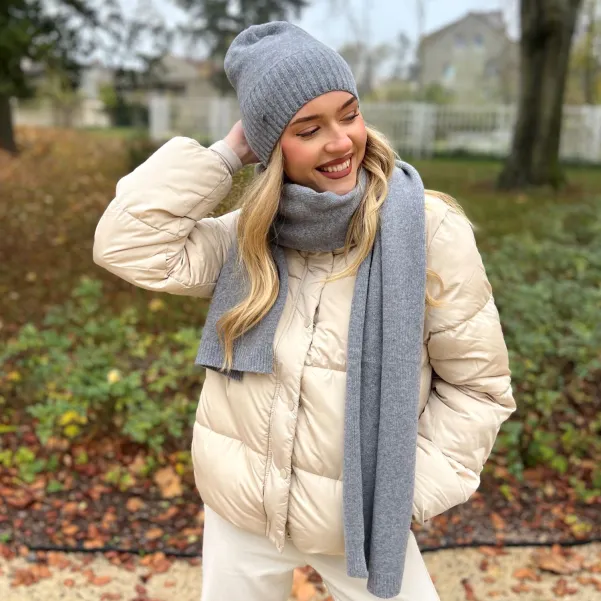 Cienka czapka z szalikiem na zimę z wełny i kaszmiru, szary komplet.