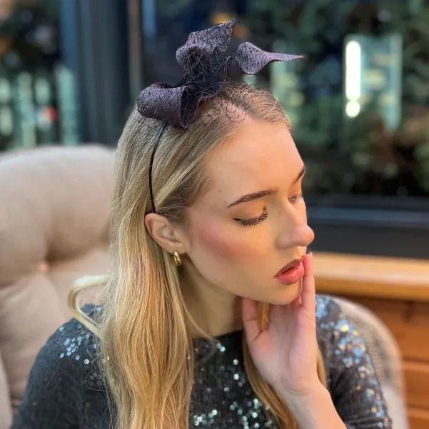 Wytworna ozdoba do włosów nieoczywisty brąz z woalką