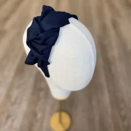 Granatowa urocza opaska z kokardą