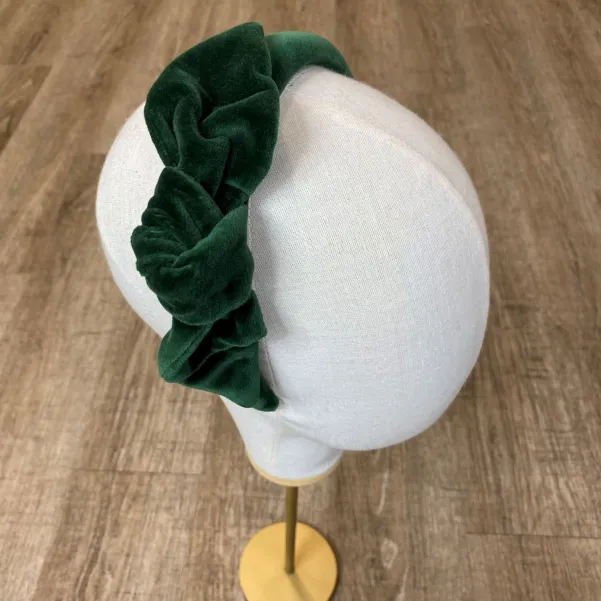 Gruba zielona aksamitna opaska z kokardą.