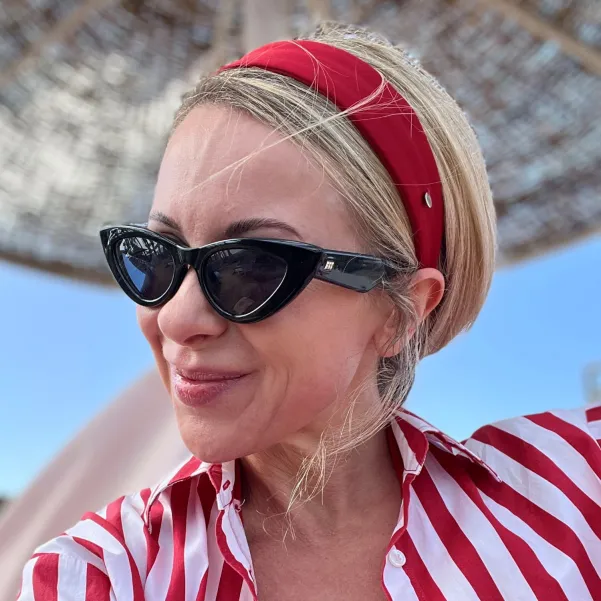 Soczysta czerwień satynowa opaska gładka