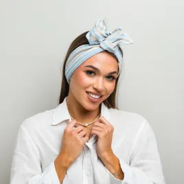 Lniana opaska twistband w szaro-niebieskie paseczki.