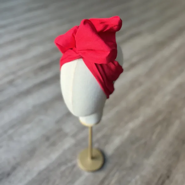 Czerwona opaska do włosów twistband.