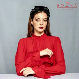 Modna aksamitna opaska do włosow.