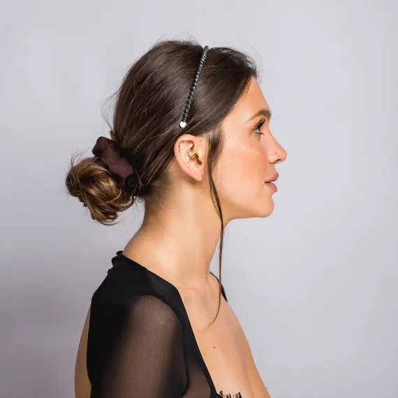 Biżuteryjna opaska z kryształkami w odcieniu grafitowym