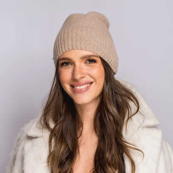 Cienka czapka zimowa jasny brąz