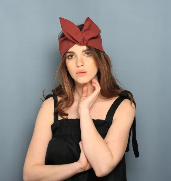 Opaska turban damski w kolorze terakota.